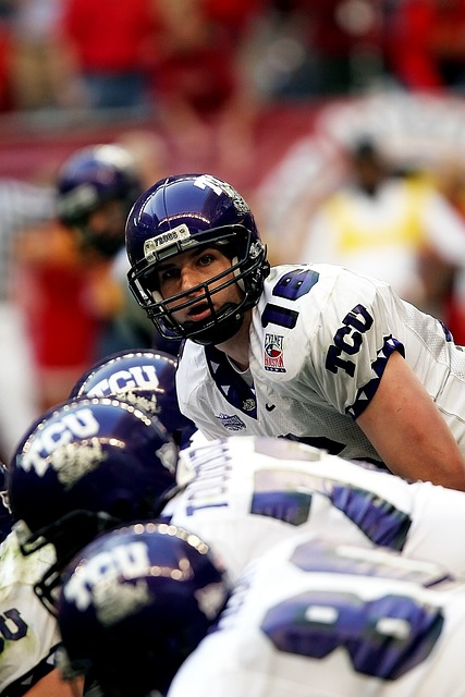 趋激烈的联 趋激烈的联